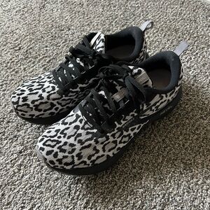 Brooks Revel 6 Leopard Print Sneakers 9